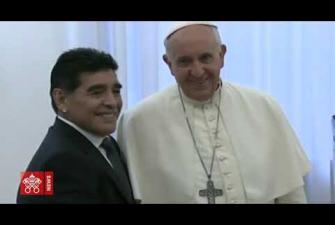 Embedded thumbnail for البابا فرنسيس يذكر مارادونا في صلاته